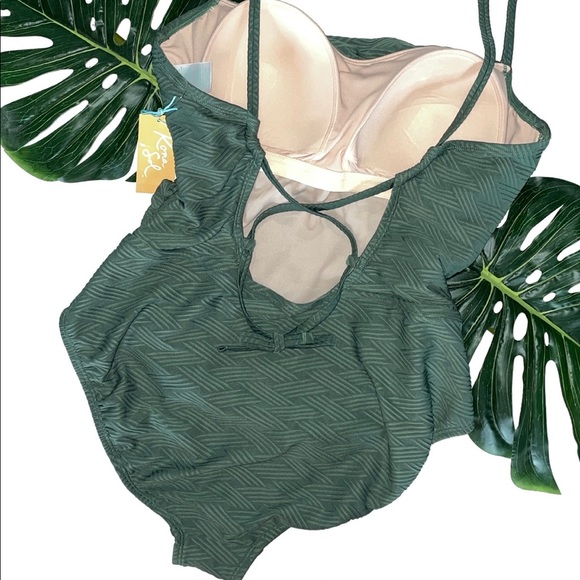 Sold -Women's Basket Weave Classic One Piece Swimsuit SZ XL - Picture 2 of 3
